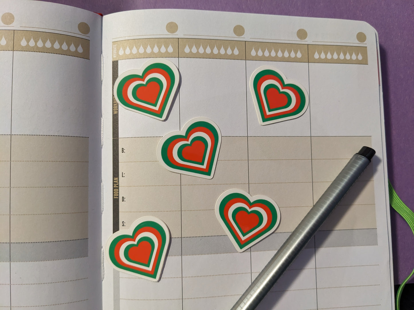 5 pack Mini Red and Green Hearts